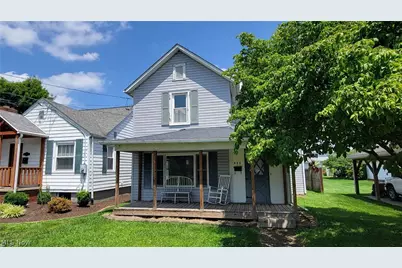 603 Poplar Avenue, Williamstown, WV 26187 - Photo 1