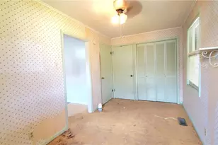 603 Poplar Ave, Williamstown, WV 26187 - Photo 12