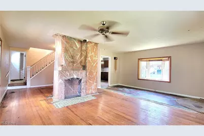 603 Poplar Avenue, Williamstown, WV 26187 - Photo 4