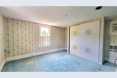 603 Poplar Avenue, Williamstown, WV 26187 - Photo 16