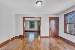 4453 W 48th St, Loveland, OH 44144 - Photo 6