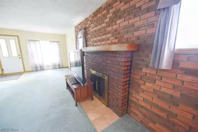 2696 Christensen Avenue, Akron, OH 44314 - Photo 12