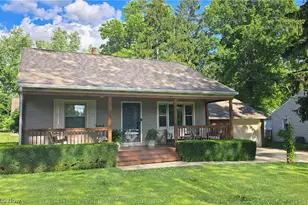 285 N Turner Rd, Austintown, OH 44515 - Photo 2