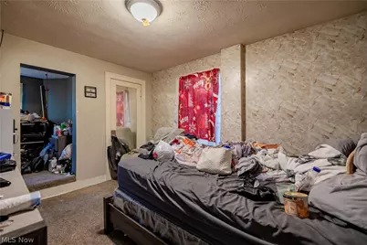 190 E Archwood Avenue, Akron, OH 44301 - Photo 16