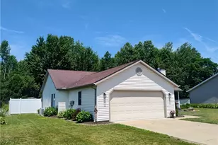 797 Cugel Farm Ln, Geneva, OH 44041 - Photo 4