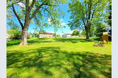 329 Thomas Street, Wintersville, OH 43953 - Photo 4
