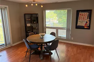 1900 Grove Ct, Loveland, OH 44113 - Photo 10
