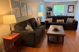 1900 Grove Ct, Loveland, OH 44113 - Photo 2