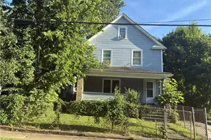 42 Alfaretta Ave, Akron, OH 44310 - Photo 1