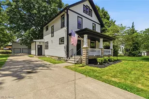 313 S Summit St, Smithville, OH 44677 - Photo 2