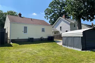1919 Tonawanda Ave, Akron, OH 44305 - Photo 4