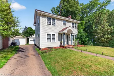 1815 Harvard Avenue NW, Canton, OH 44709 - Photo 2