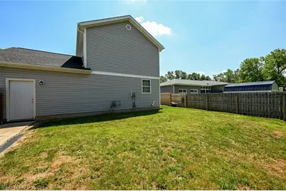 246 Columbine Avenue, Akron, OH 44312 - Photo 38