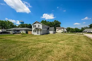 246 Columbine Ave, Akron, OH 44312 - Photo 46