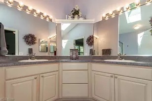 118 Kensington Ct, Aurora, OH 44202 - Photo 16