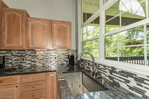 118 Kensington Ct, Aurora, OH 44202 - Photo 10