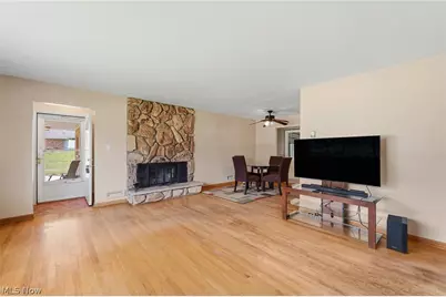 2075 Heatherlane Drive, Grandview Heights, OH 44147 - Photo 16