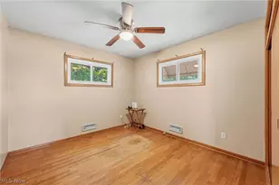 2075 Heatherlane Dr, Grandview Heights, OH 44147 - Photo 28