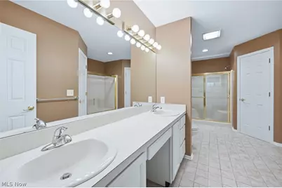 3721 Mercedes Place #10, Canfield, OH 44406 - Photo 18