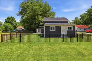 1055 Jackson St, Vermilion, OH 44089 - Photo 30