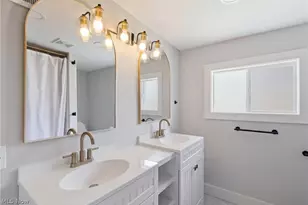 1055 Jackson St, Vermilion, OH 44089 - Photo 18