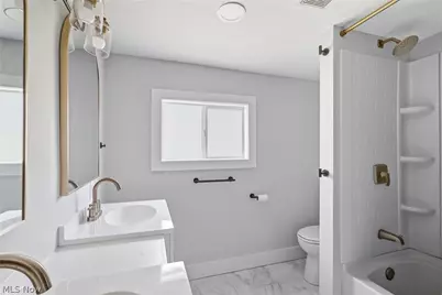 1055 Jackson Street, Vermilion, OH 44089 - Photo 20