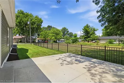 1055 Jackson Street, Vermilion, OH 44089 - Photo 26