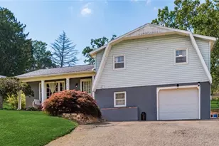 2915 Thorn Dr, South Zanesville, OH 43701 - Photo 2