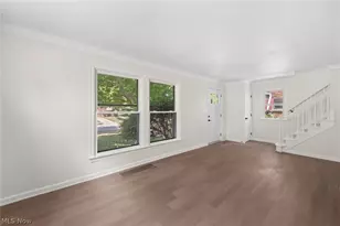 16805 Milburn Ave, Loveland, OH 44135 - Photo 6