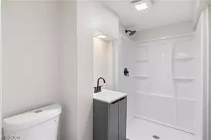 16805 Milburn Ave, Loveland, OH 44135 - Photo 26
