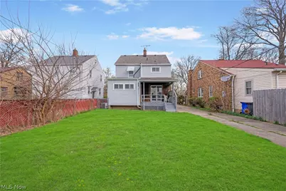 16805 Milburn Avenue, Loveland, OH 44135 - Photo 4