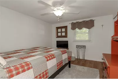 397 Connie Court, Eastlake, OH 44095 - Photo 24