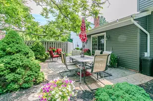 397 Connie Ct, Eastlake, OH 44095 - Photo 4