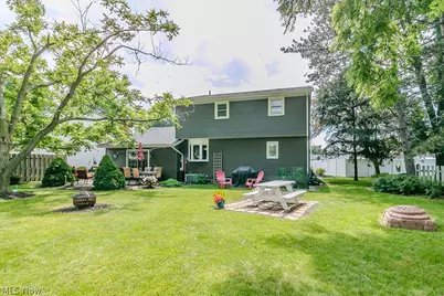 397 Connie Court, Eastlake, OH 44095 - Photo 8