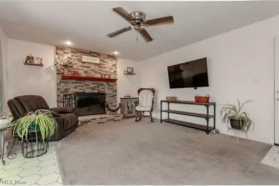 397 Connie Court, Eastlake, OH 44095 - Photo 18