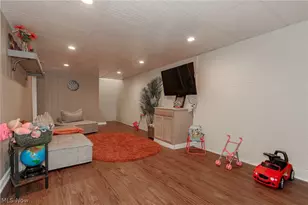 397 Connie Ct, Eastlake, OH 44095 - Photo 34
