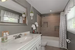 397 Connie Ct, Eastlake, OH 44095 - Photo 32
