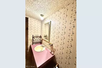 6315 Amanda, Ravenna, OH 44266 - Photo 34