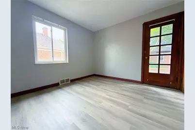 14330 Lakewood Heights Boulevard #UP, Oakwood, OH 44107 - Photo 10