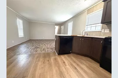 144 Virginia Avenue, Elyria, OH 44035 - Photo 10