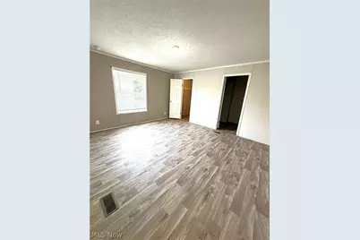 144 Virginia Avenue, Elyria, OH 44035 - Photo 24