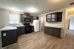 144 Virginia Ave, Elyria, OH 44035 - Photo 2