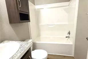144 Virginia Ave, Elyria, OH 44035 - Photo 18