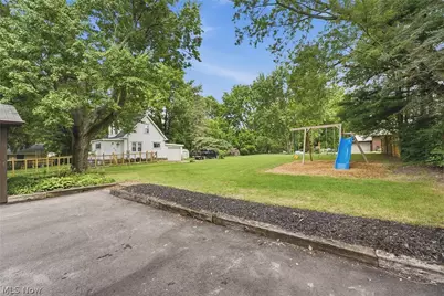 2365 Copley Road, Akron, OH 44320 - Photo 10