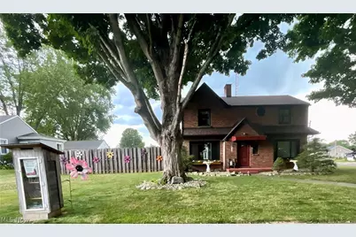 504 2nd Avenue SE, Beach City, OH 44608 - Photo 2