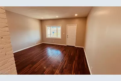 911 May Street, East Liverpool, OH 43920 - Photo 4