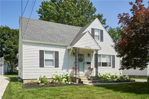 2863 11th St, Cuyahoga Falls, OH 44221 - Photo 1