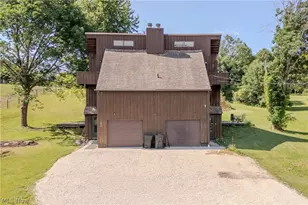 2632 Summit Rd, Ravenna, OH 44266 - Photo 2