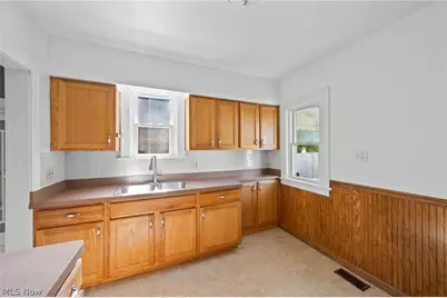 5601 Archmere Avenue, Loveland, OH 44144 - Photo 14