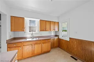 5601 Archmere Ave, Loveland, OH 44144 - Photo 14